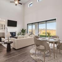 5426 Timpson - Dining Room